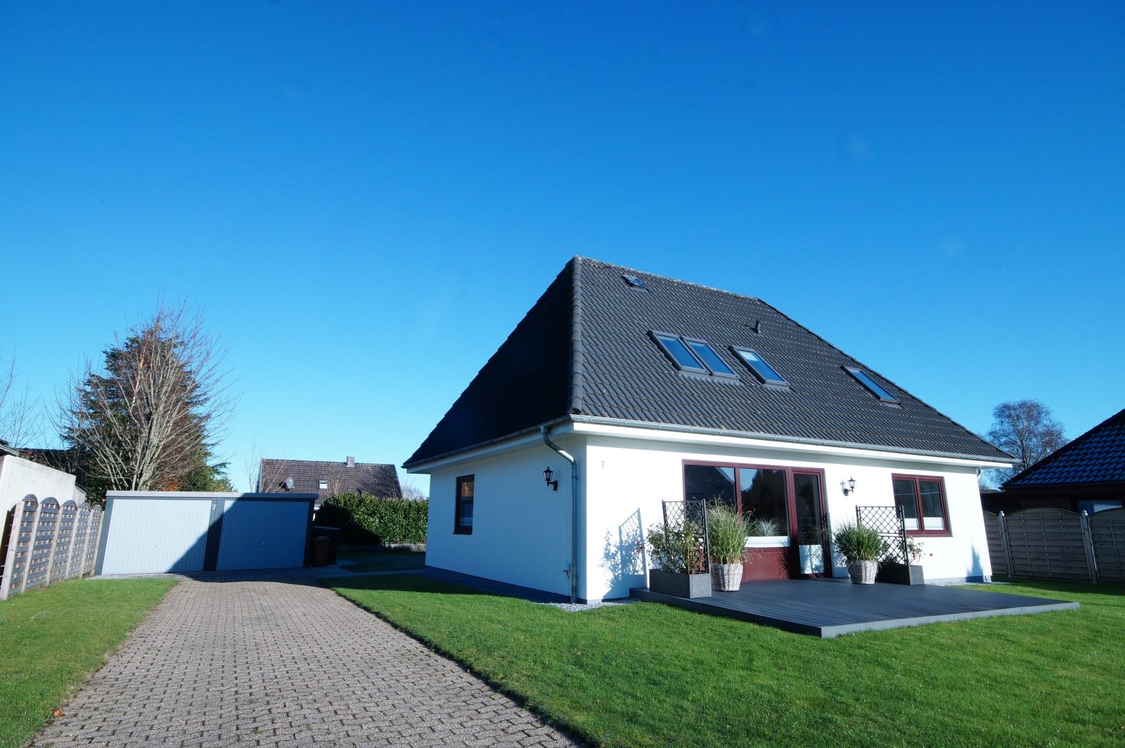 Einfamilienhaus mit Einliegerwohnung zur Ferienvermietung