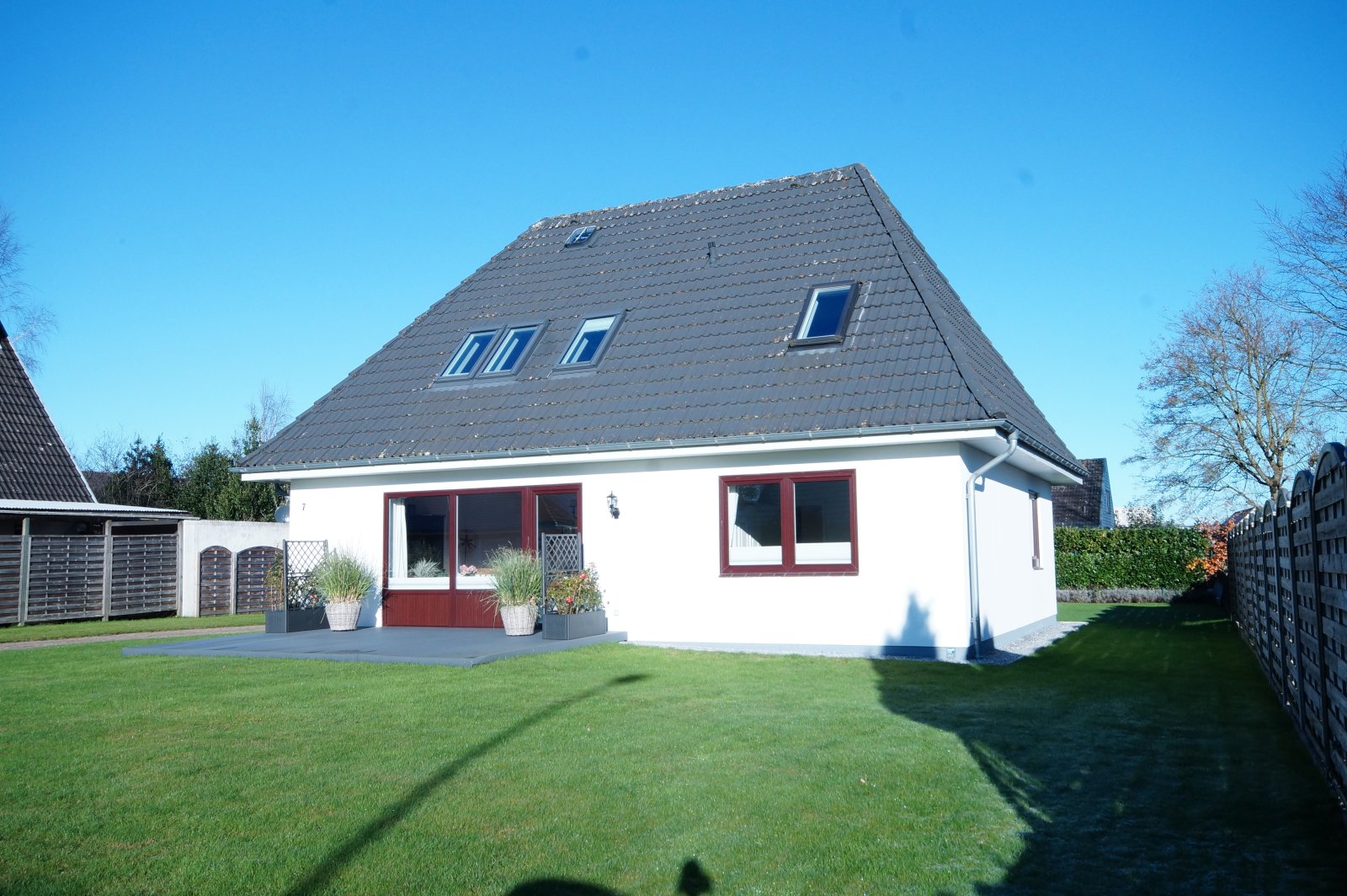 Einfamilienhaus mit Einliegerwohnung zur Ferienvermietung