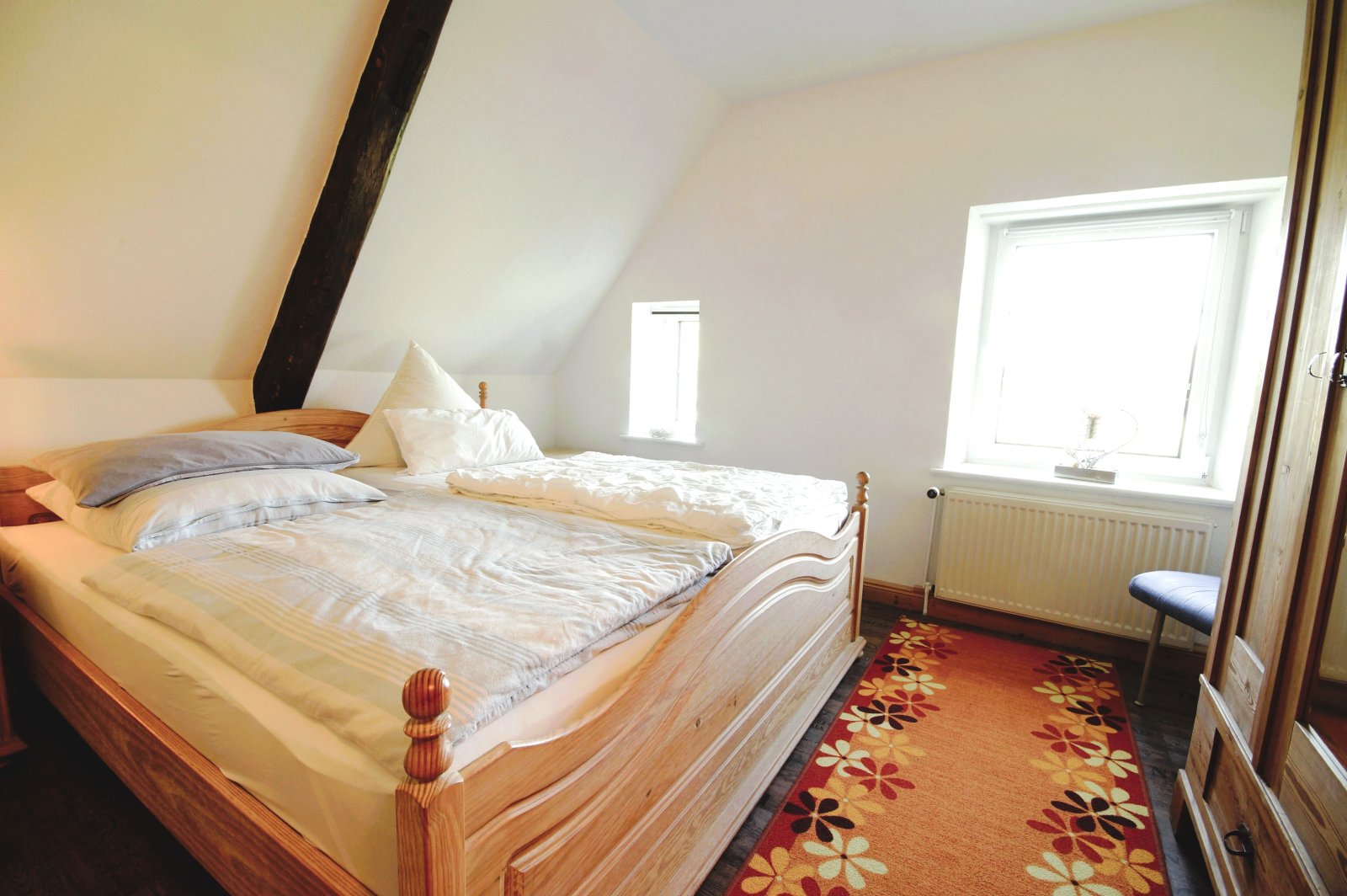 Nordfriesisches Wohnhaus mit 15 Zimmern und Garten zum Wohlfühlen