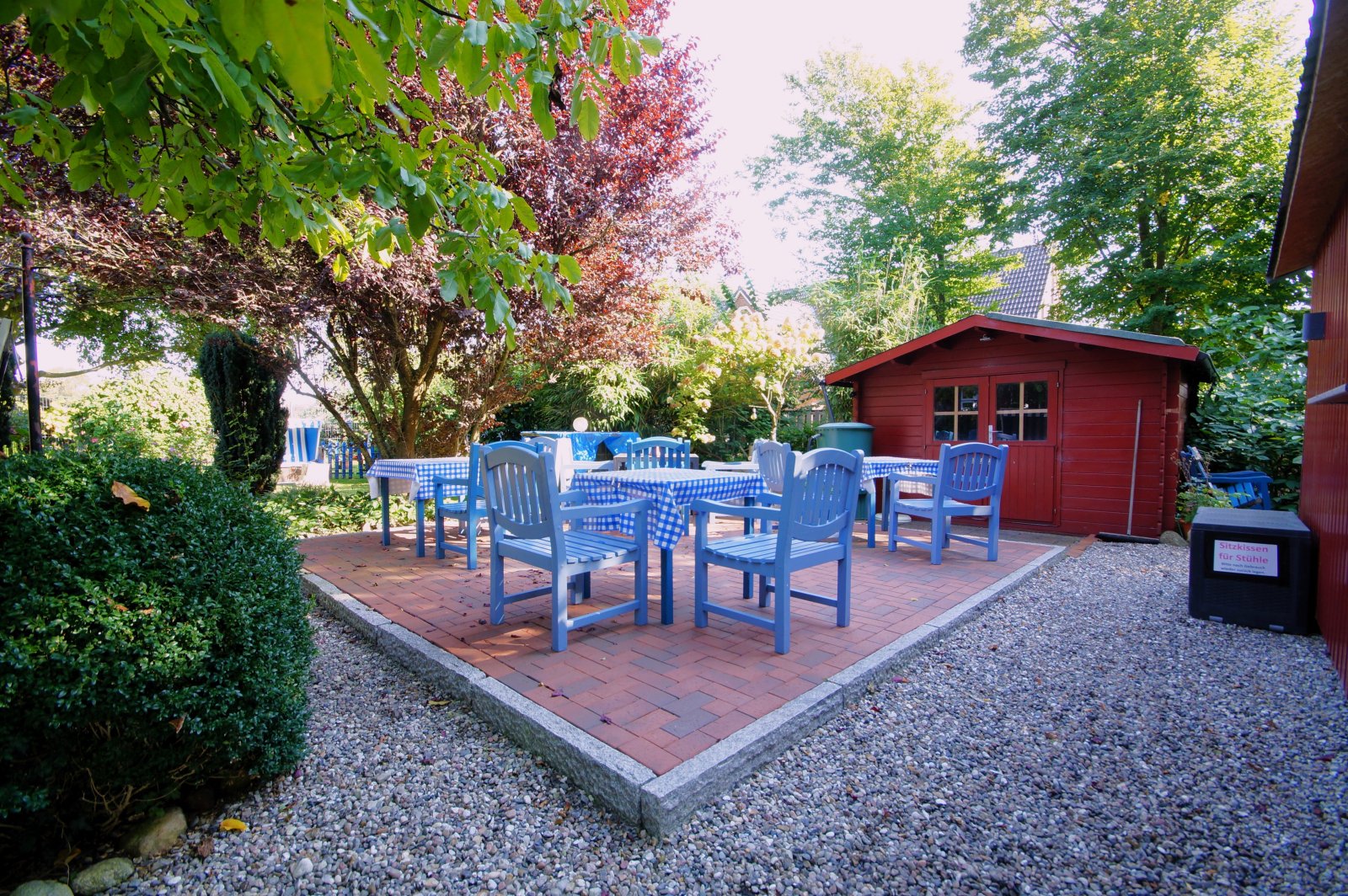 Nordfriesisches Wohnhaus mit 15 Zimmern und Garten zum Wohlfühlen