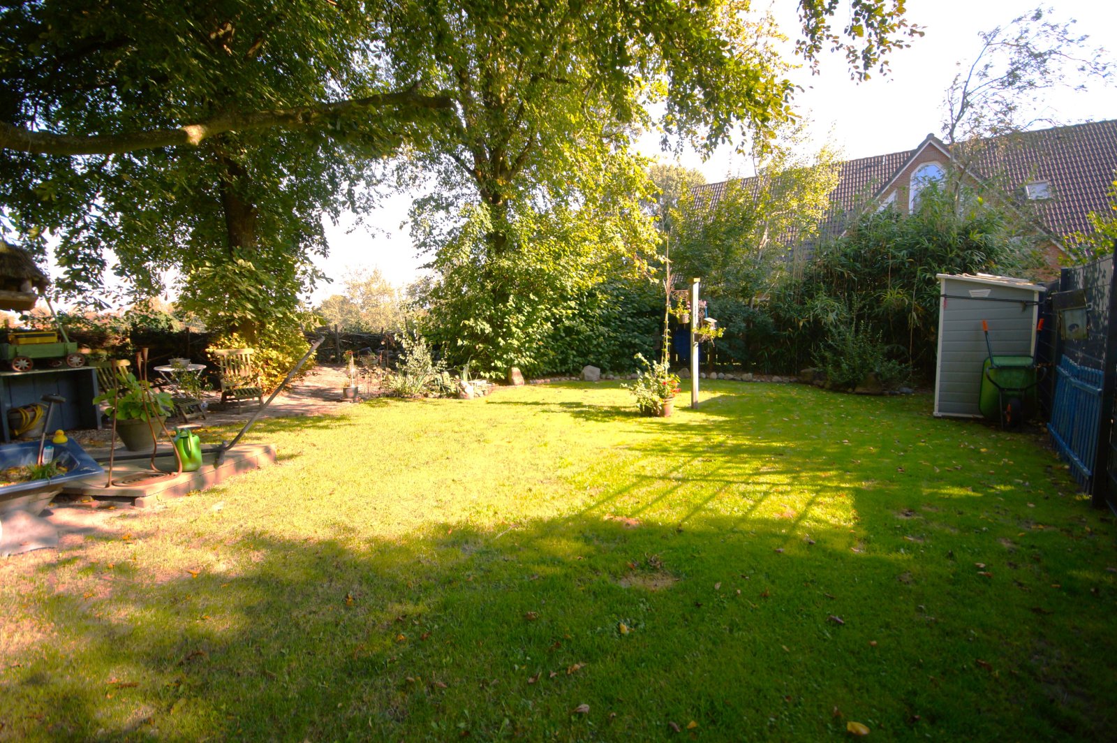 Nordfriesisches Wohnhaus mit 15 Zimmern und Garten zum Wohlfühlen