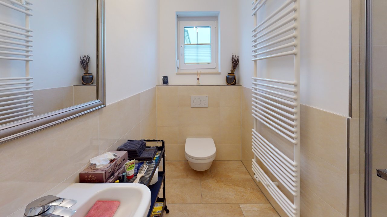 Gäste-Bad mit Dusche Gäste-Bad mit Dusche