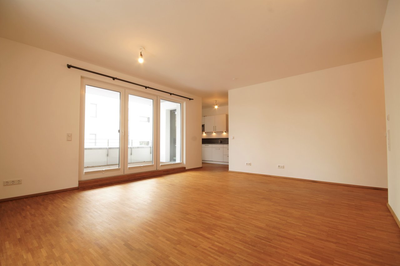 Wohzimmer_Blick zur Küche Wohzimmer_Blick zur Küche