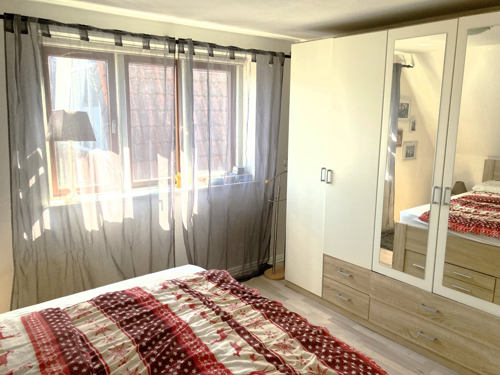Schlafzimmer 1 DG