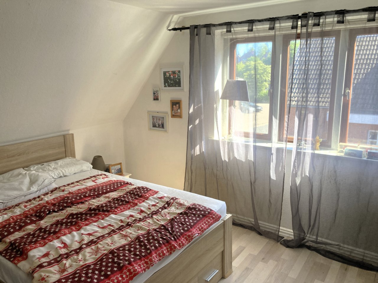 Schlafzimmer 1 DG Schlafzimmer 1 DG