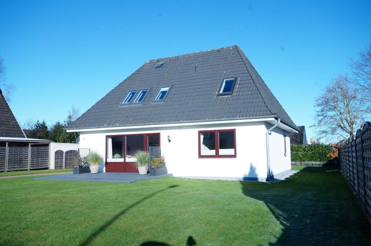 Außenansicht Straßenseite 2