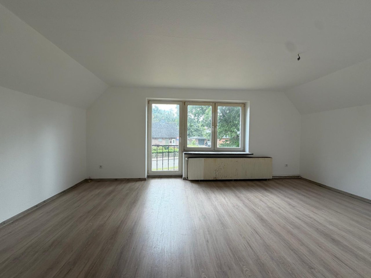 Zimmer Dachgeschoss Zimmer Dachgeschoss