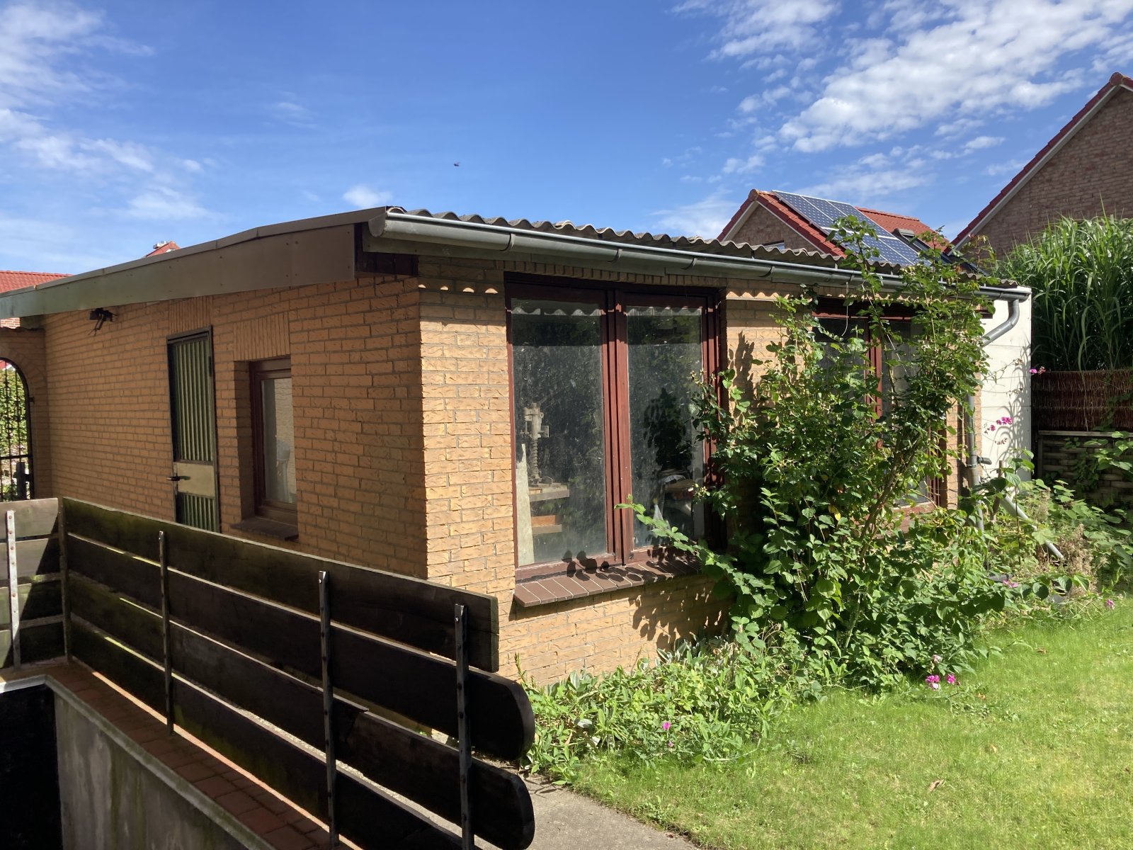 Garage mit Werkstatt Garage mit Werkstatt